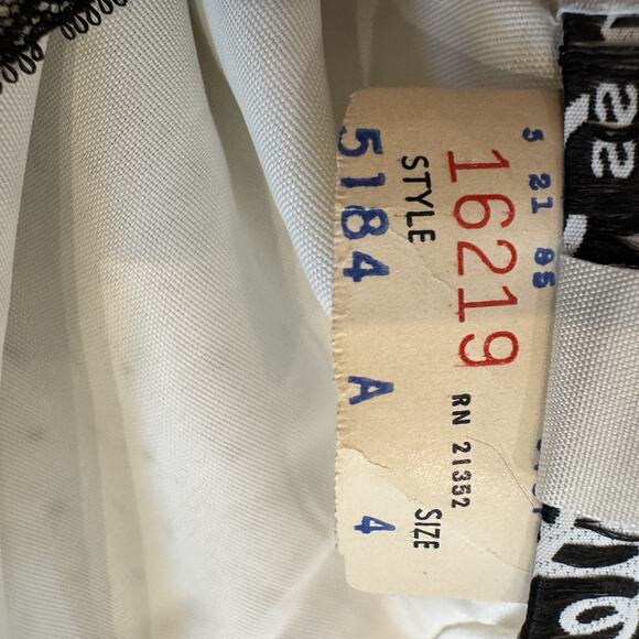 VTG Miss Elliette Dress 4 Polka Dot Black Lace Handkerchief White Goth Coquette - Picture 14 of 15